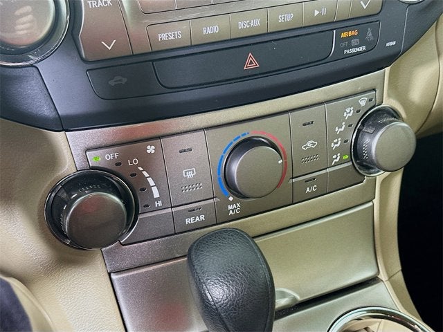 2011 Toyota Highlander Base