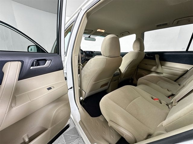 2011 Toyota Highlander Base