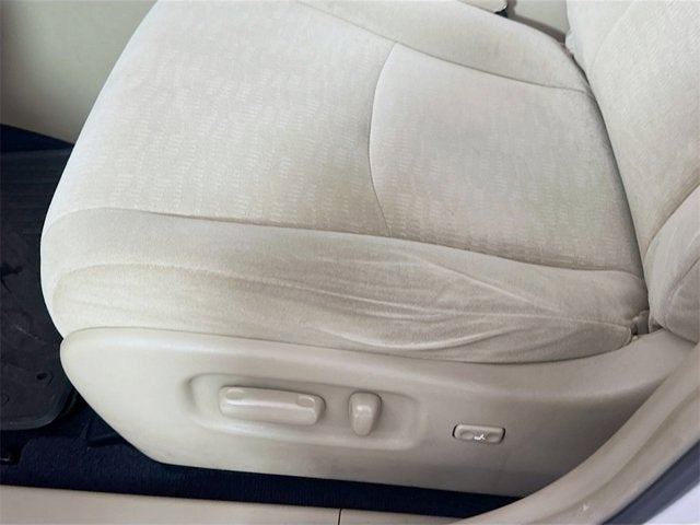 2011 Toyota Highlander Base