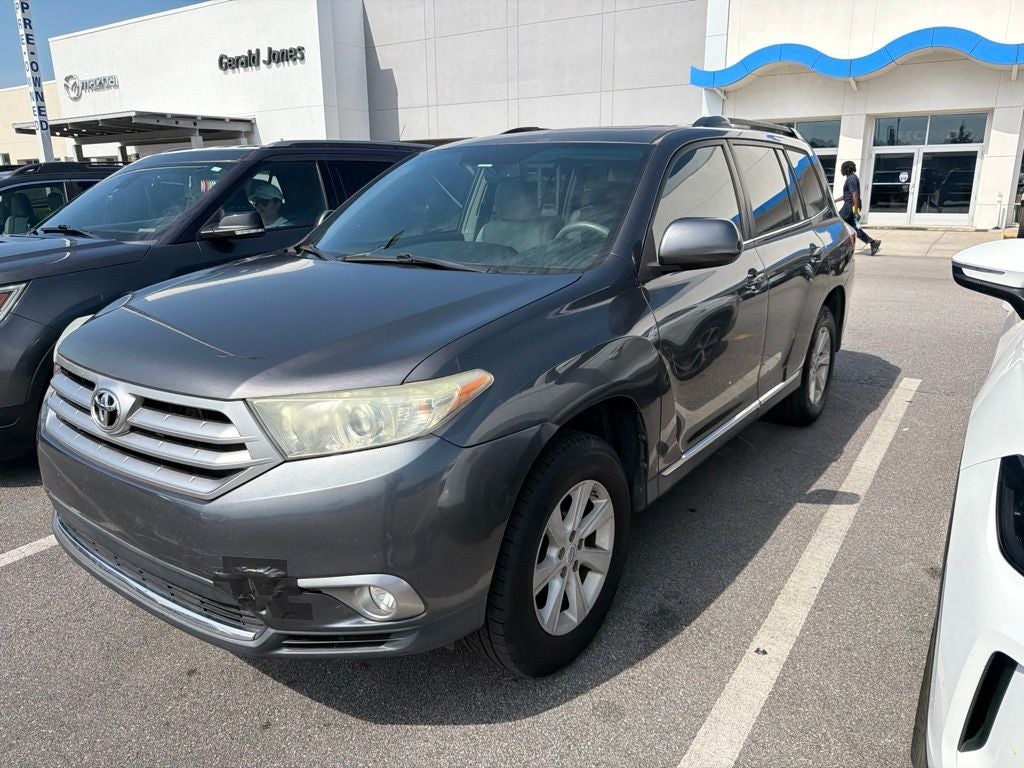 2013 Toyota Highlander SE