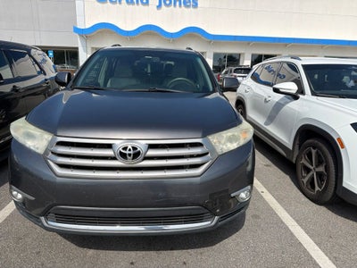 2013 Toyota Highlander SE