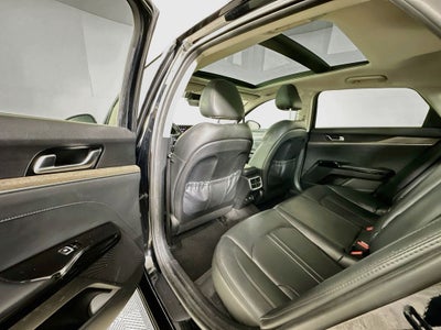 2022 Kia K5 EX