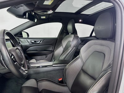 2019 Volvo S60 T5 R-Design