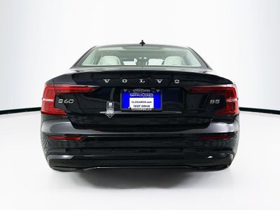 2024 Volvo S60 B5 Plus Dark Theme