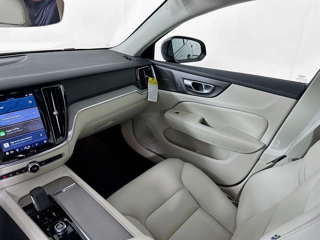 2024 Volvo S60 B5 Plus Dark Theme