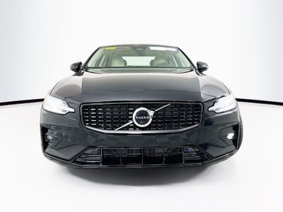 2024 Volvo S60 B5 Plus Dark Theme
