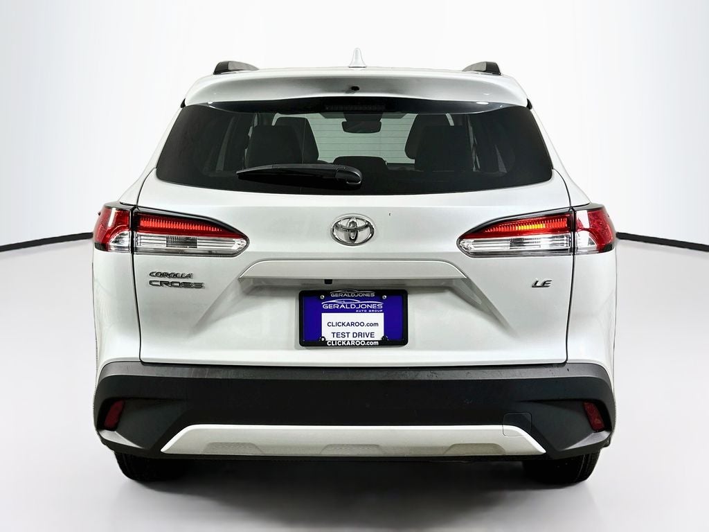 2024 Toyota Corolla Cross LE