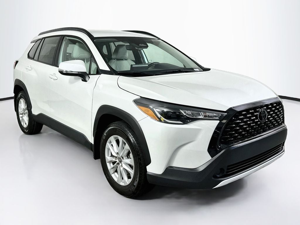2024 Toyota Corolla Cross LE