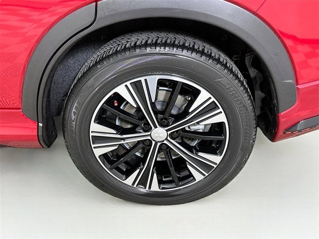 2022 Mitsubishi Eclipse Cross Base