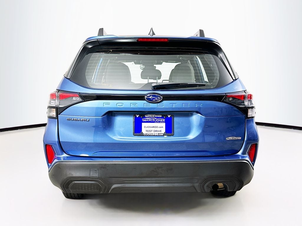 2025 Subaru Forester Base