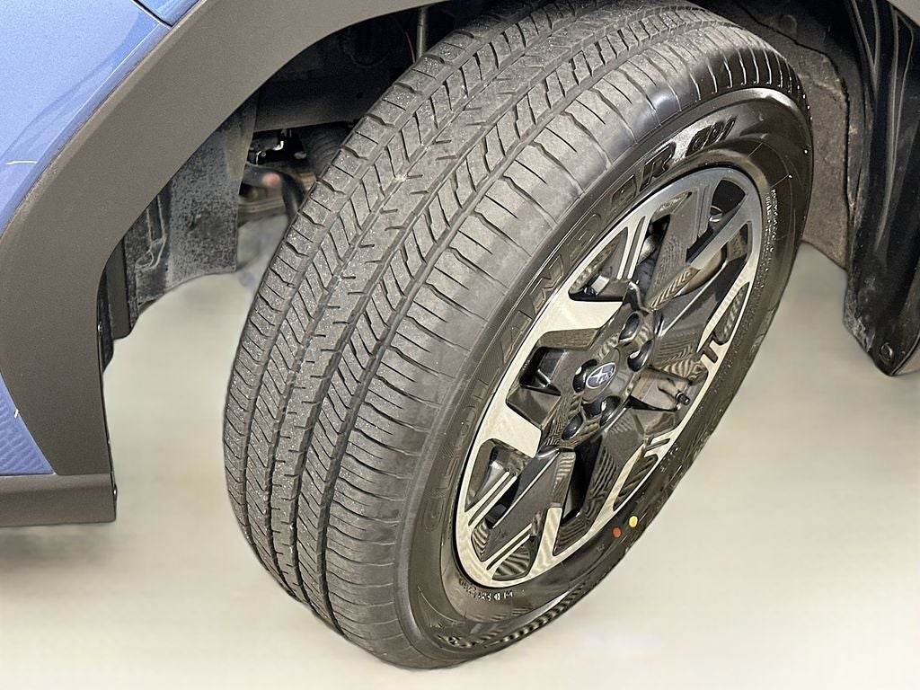 2025 Subaru Forester Base