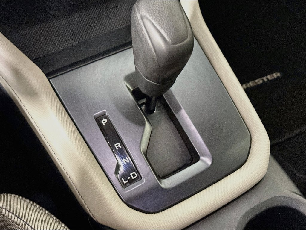 2025 Subaru Forester Base
