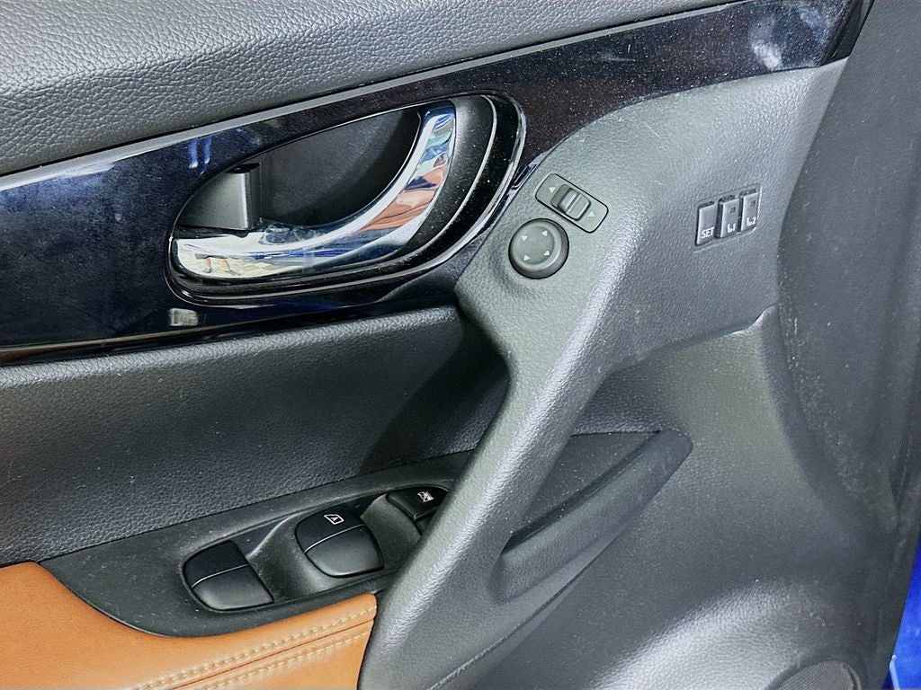 2017 Nissan Rogue SL