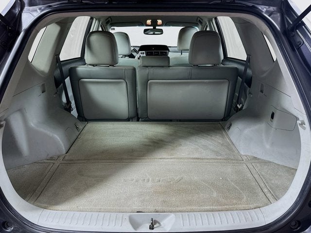 2014 Toyota Prius v Five