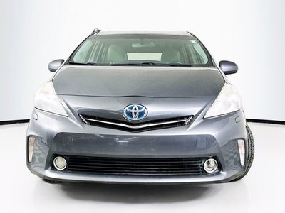 2014 Toyota Prius v Five