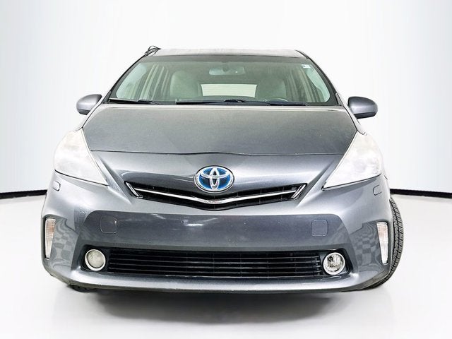 2014 Toyota Prius v Five