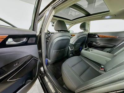 2018 Kia Cadenza Technology