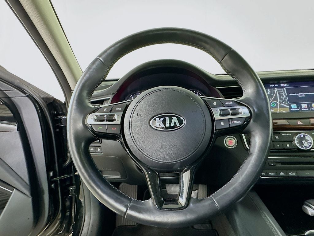 2018 Kia Cadenza Technology
