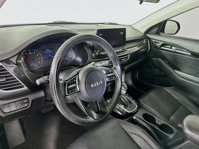 2022 Kia Seltos EX