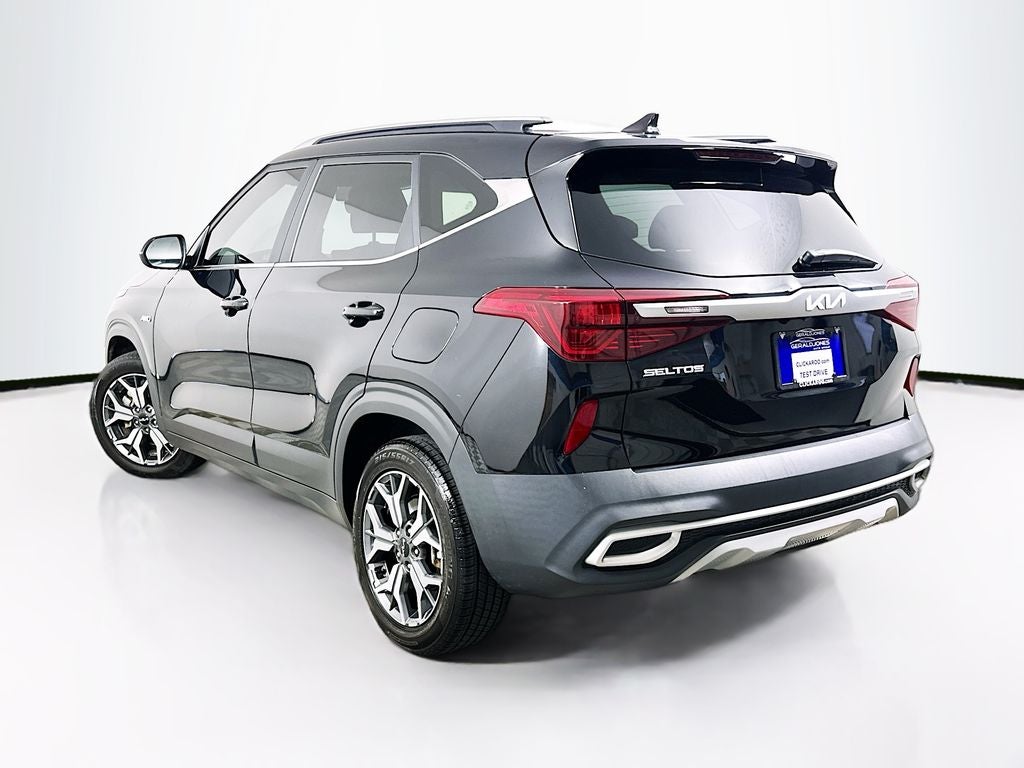 2022 Kia Seltos EX