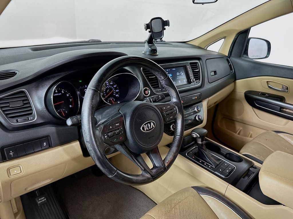 2017 Kia Sedona LX