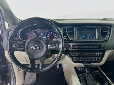 2017 Kia Sedona SX