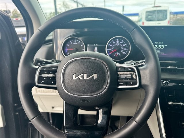 2024 Kia Carnival EX