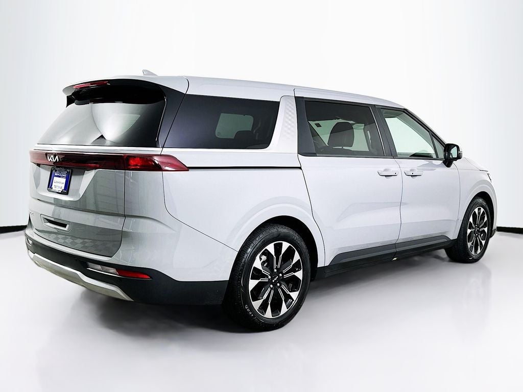 2024 Kia Carnival EX
