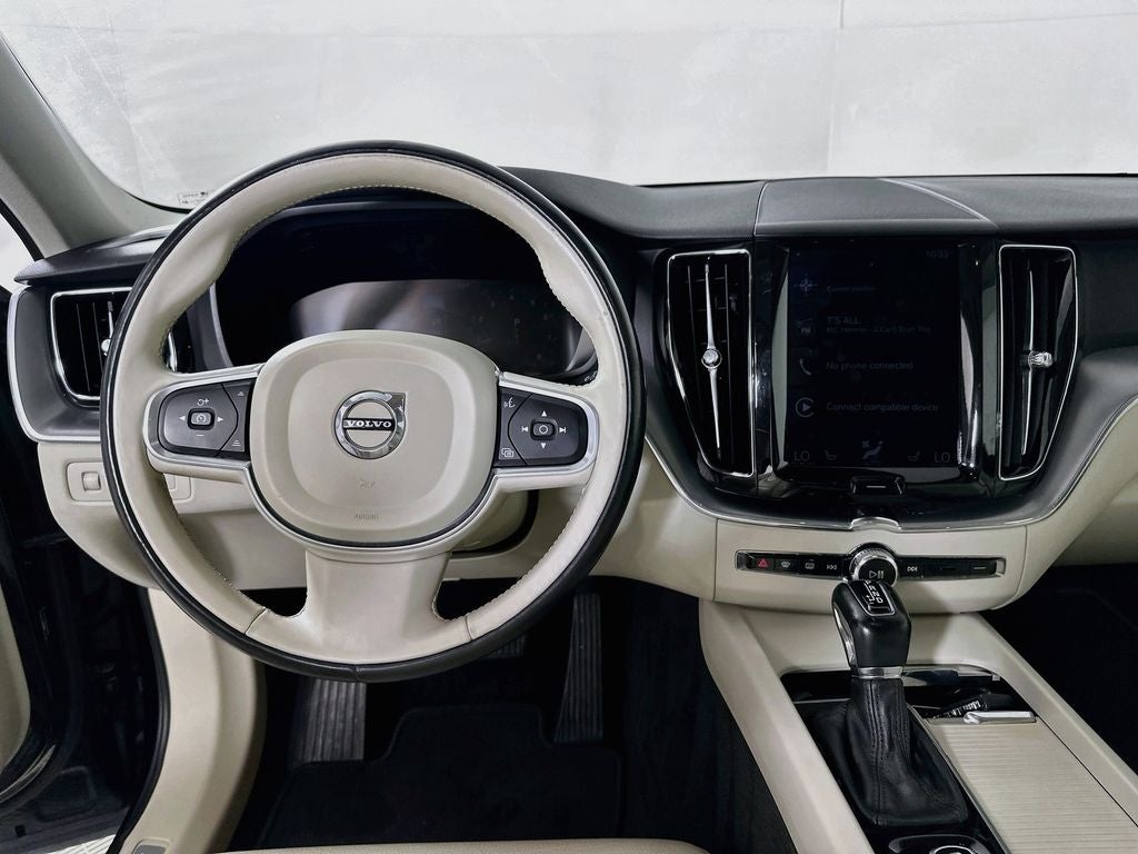 2018 Volvo XC60 T6 Momentum