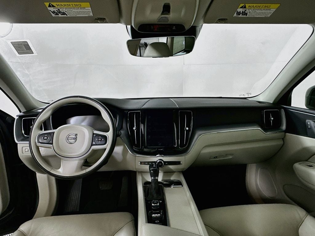 2018 Volvo XC60 T6 Momentum