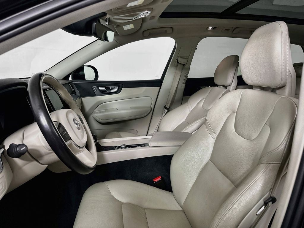 2018 Volvo XC60 T6 Momentum
