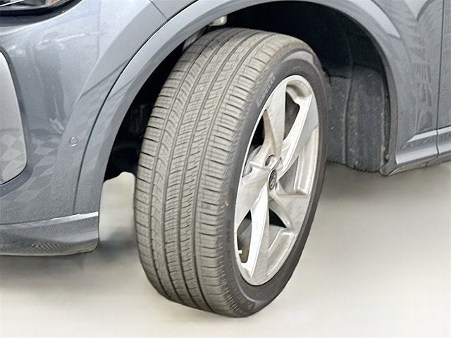 2025 Audi Q5 Premium