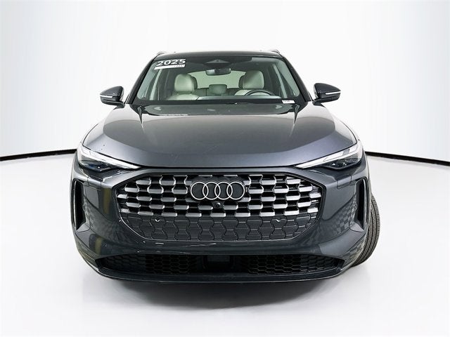 2025 Audi Q5 Premium