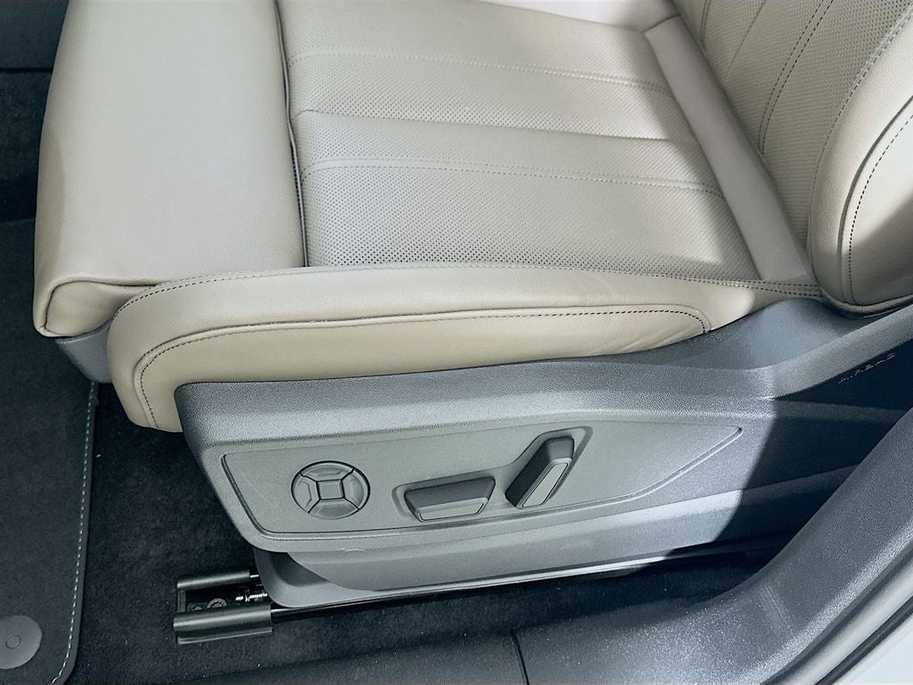 2025 Audi Q5 2.0T Premium Plus quattro