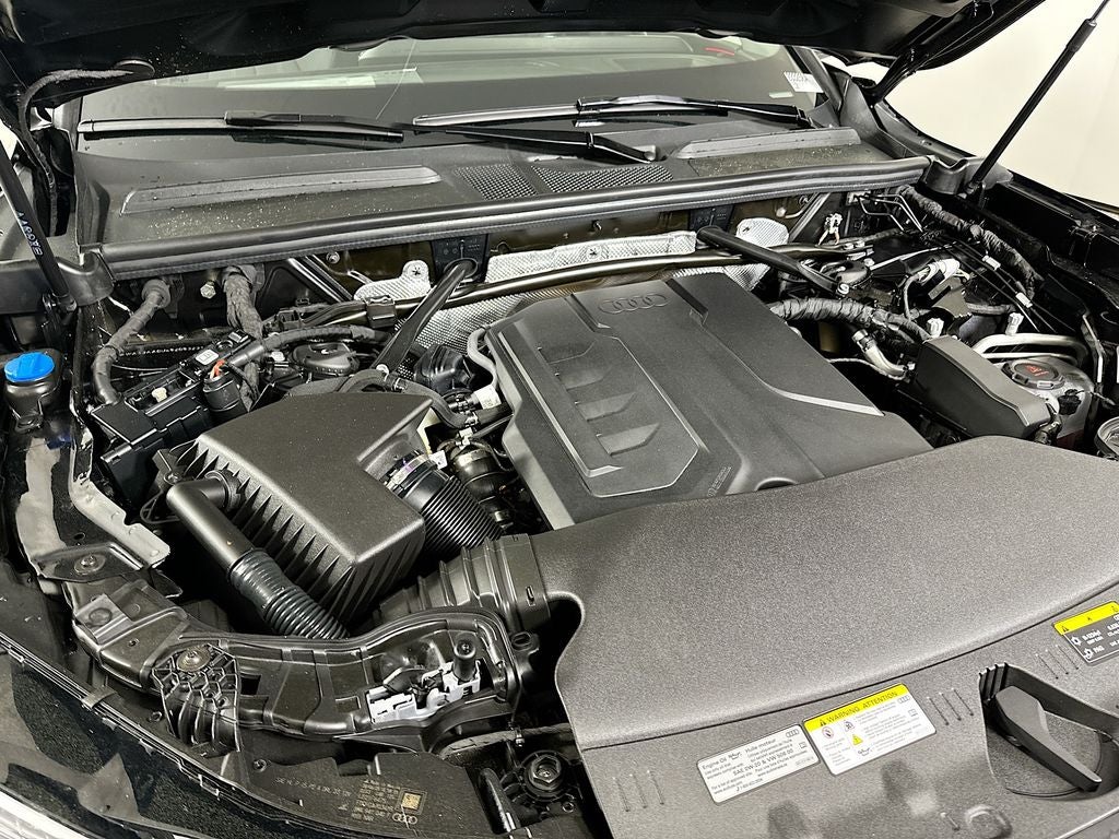 2025 Audi Q5 2.0T Prestige quattro