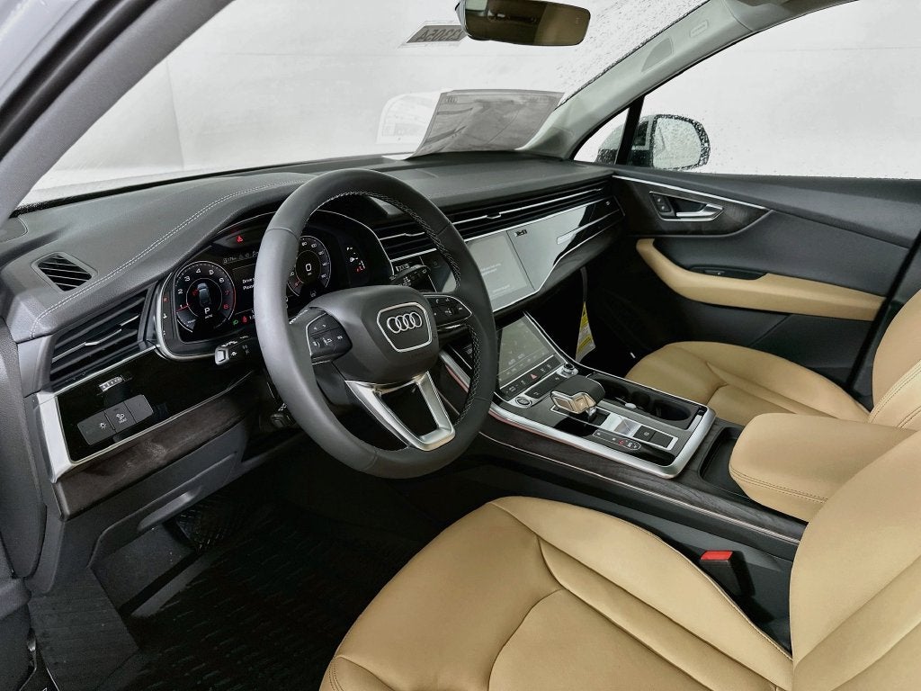 2025 Audi Q7 45 Premium quattro