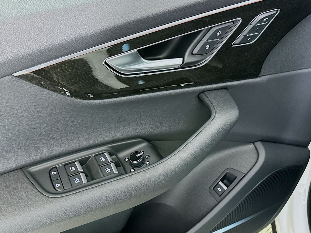 2026 Audi Q7 45 Premium quattro