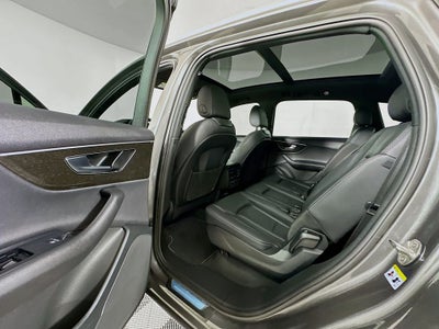 2025 Audi Q7 45 Premium quattro