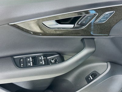 2025 Audi Q7 45 Premium quattro