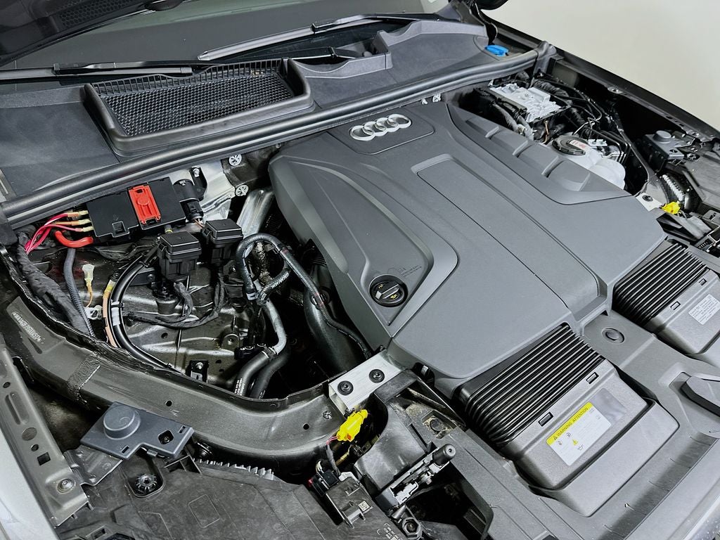 2025 Audi Q7 45 Premium quattro