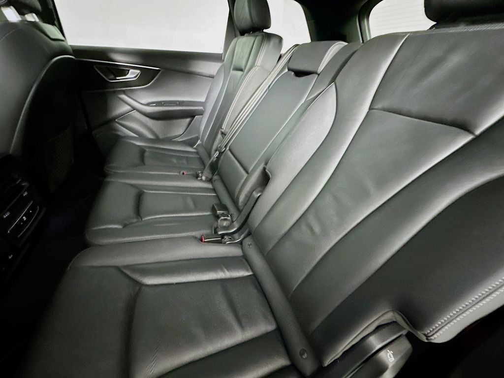 2025 Audi Q7 45 Premium quattro