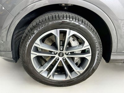 2025 Audi Q7 45 Premium quattro