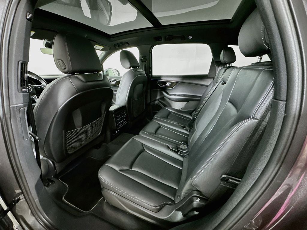 2025 Audi Q7 45 Premium quattro