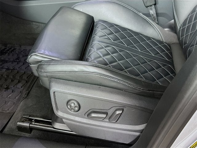 2023 Audi SQ5 Premium Plus