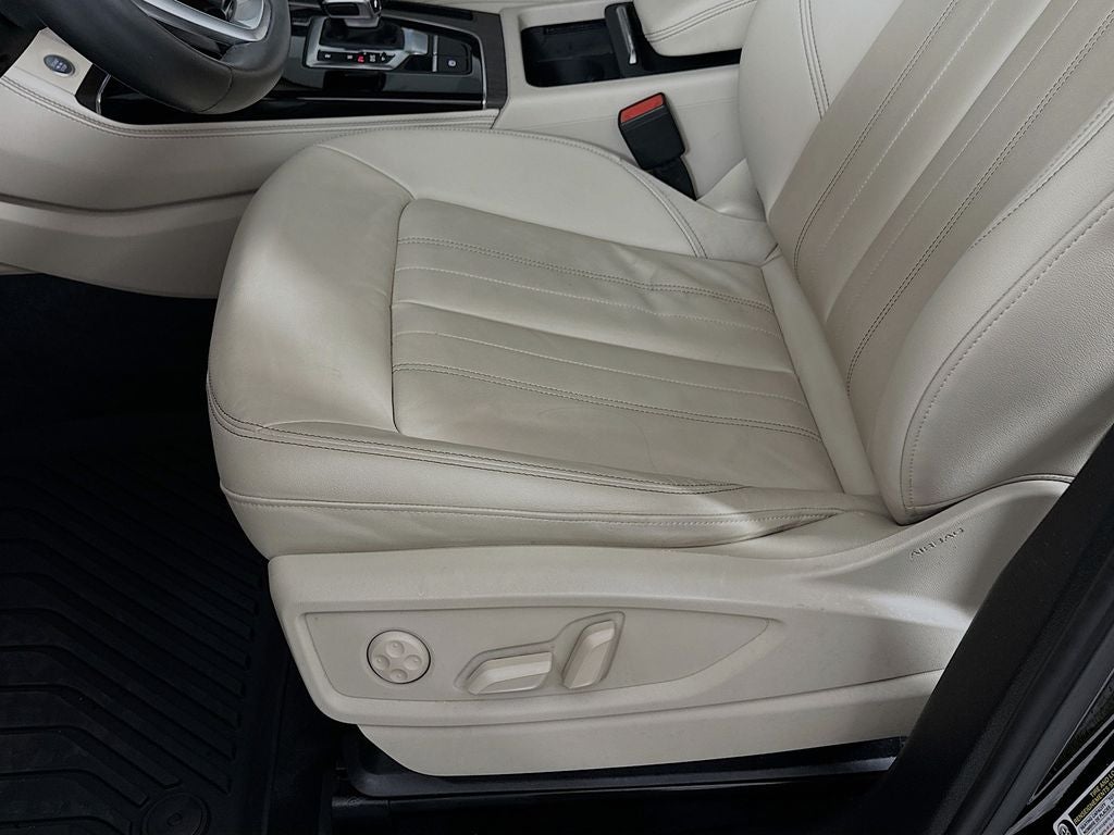 2022 Audi Q5 40 Premium Plus quattro