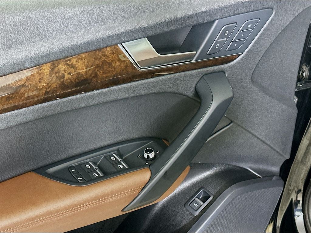 2020 Audi Q5 45 Premium Plus quattro