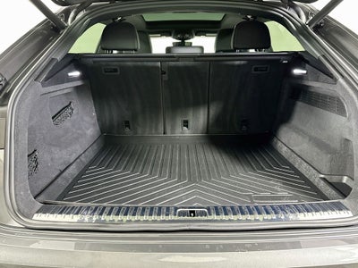 2020 Audi Q8 55 Prestige quattro