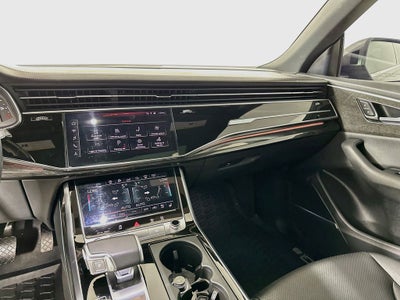 2020 Audi Q8 55 Prestige quattro