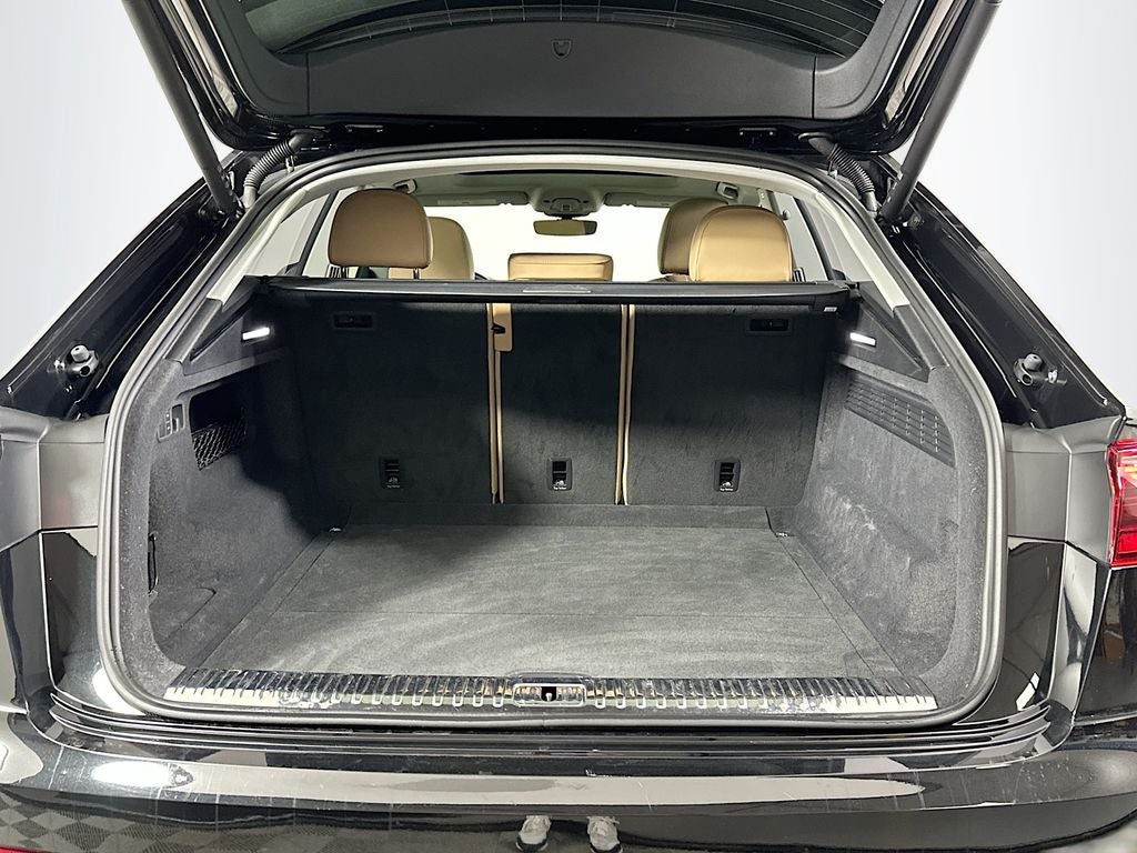 2024 Audi Q8 55 Prestige quattro