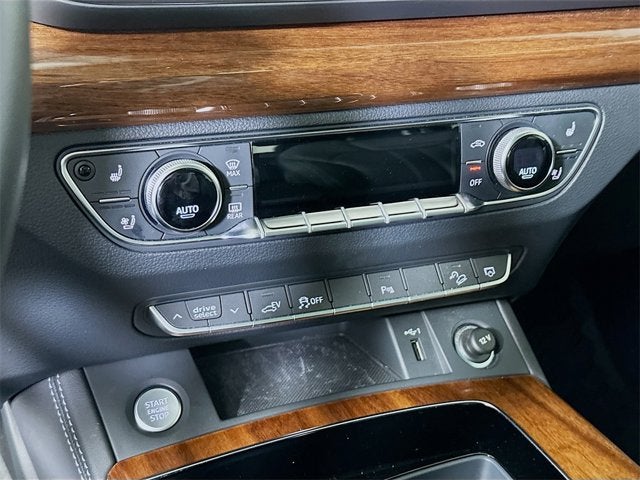 2023 Audi Q5 S line Premium Plus